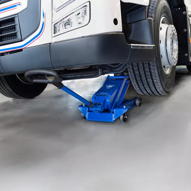Pojízdný zvedák AC HYDRAULIC, Nářadí