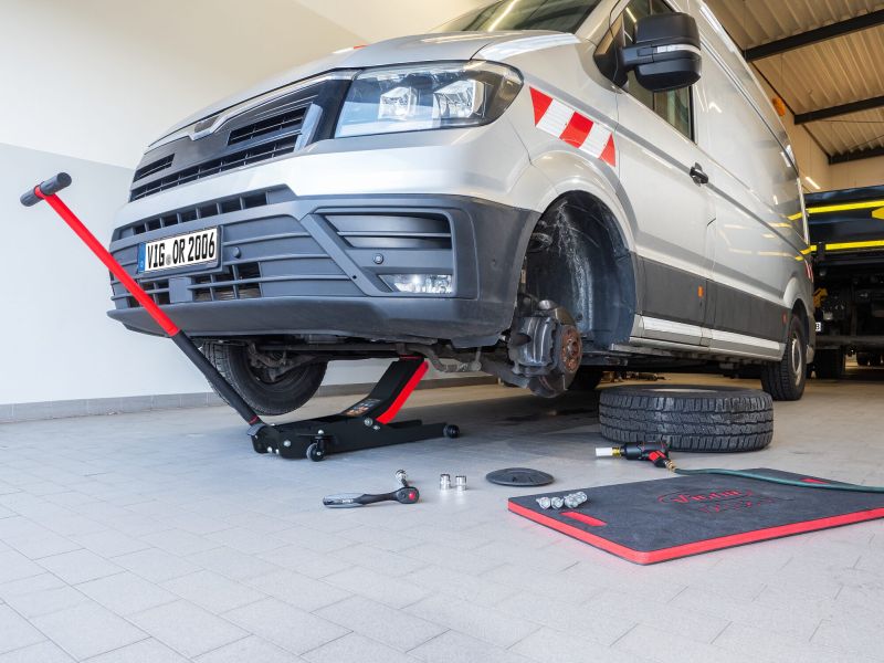 Pojízdný zvedák VIGOR, Hydraulicky pojizdny zvedak 2 t
