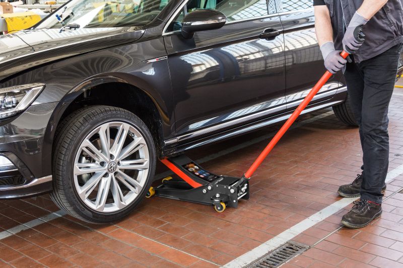 Pojízdný zvedák VIGOR, Hydraulicky pojizdny zvedak 2 t
