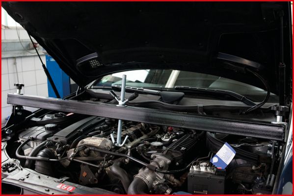 Držák motoru KS TOOLS, Most pro montáž motorů, 400 kg