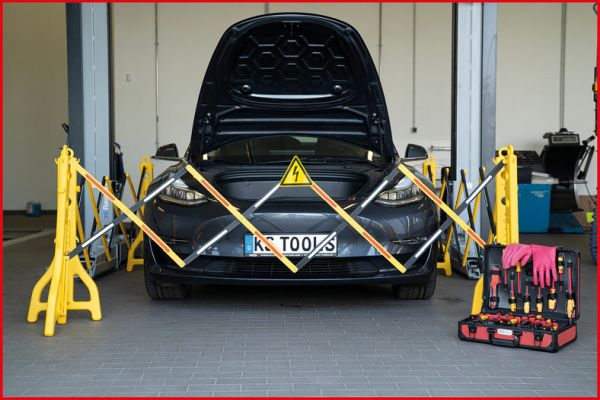 Výstražné označení KS TOOLS, Nůžková zábrana z plastu, 240–2500 mm, 2dílná souprava